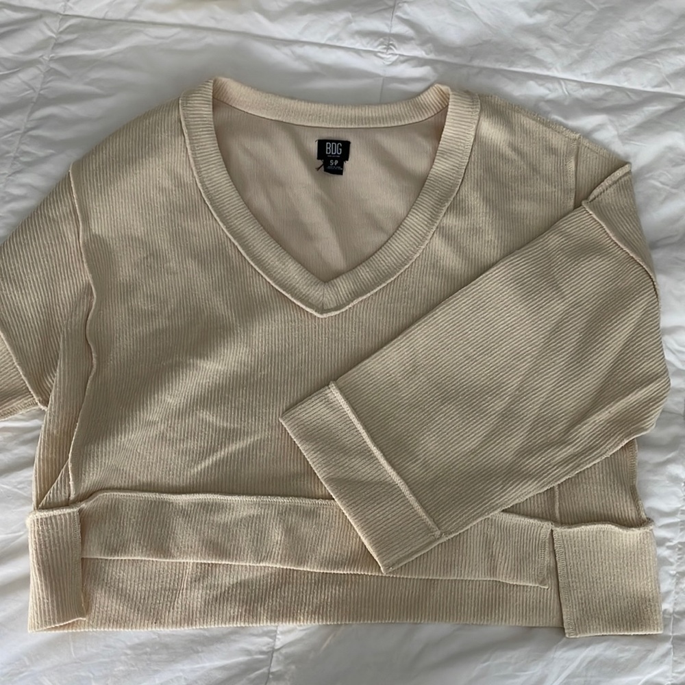 Urban Outfitter Pull-Over